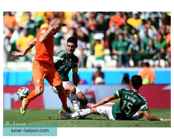 阿斯帕斯禁区能力持续提升，表现稳健引关注