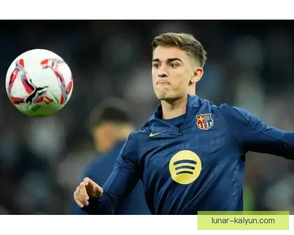 加维迎来国家队出场里程碑，年轻中场持续提升备受期待